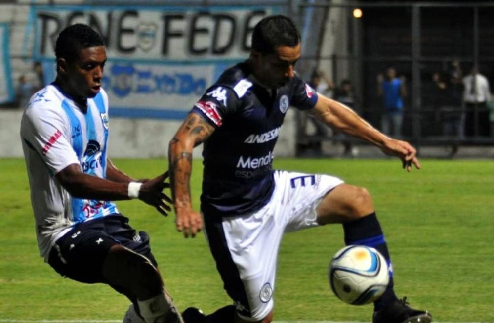 Cerca del final, la Lepra se desconcentró y cayó en su visita a Gimnasia