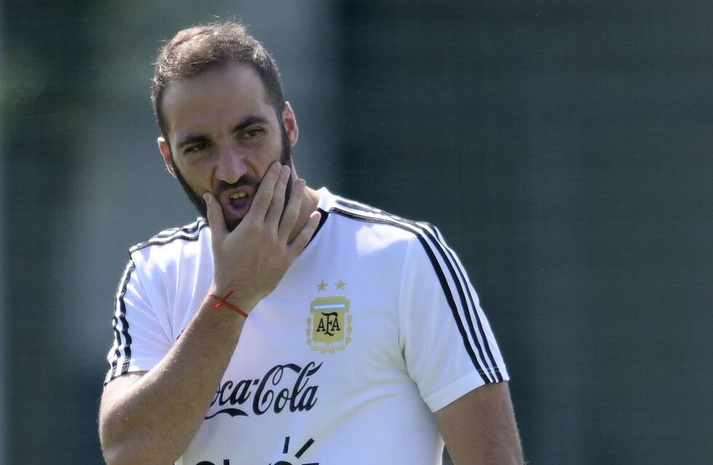 El futuro de Gonzalo Higuaín tras el Mundial estaría en Inglaterra