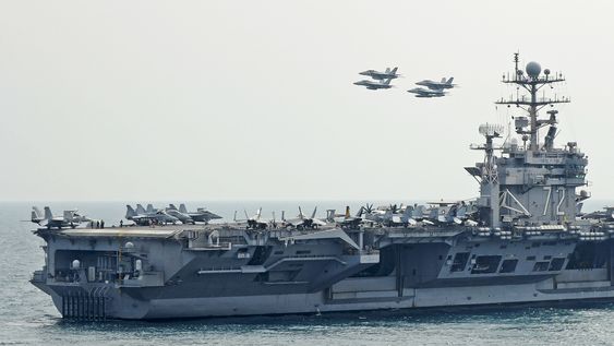 El presidente de Estados Unidos, Donald Trump, aseguró este miércoles que el enorme contingente de la Armada de Estados Unidos, liderado por el portaaviones nuclear Abraham Lincoln, se dirige a Irán con rapidez, determinación y entusiasmo.