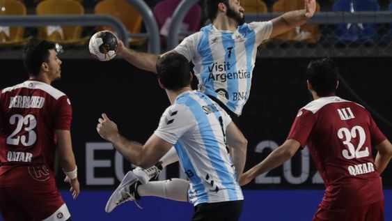 Los Gladiadores perdieron ante Qatar y necesitan que Croacia y Dinamarca empaten.