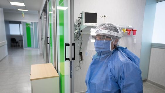 Los terapistas mendocinos cubren entre dos y tres guardias por semana pero aseguran que últimamente han sumado una más de 12 o 24 horas. / Ignacio Blanco