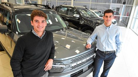 Los Andes | Mauricio e Ignacio Goldstein son los representantes de la tercera generación de una empresa con 56 años de trayectoria. Los empresarios explican que la energía, la tecnología y el poder de adaptación son las marcas que impulsan su época. Foto: Mariana Vil