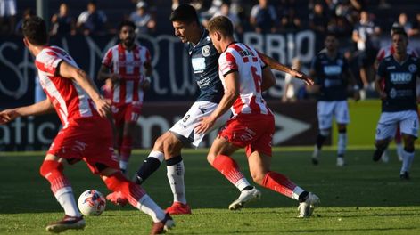 Los Andes | En el estadio Bautista Gargantini, Independiente Rivadavia cayó ante Instituto de Córdoba. / José Gutiérrez ( Los Andes).