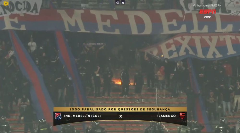 Independiente de Medellín vs. Flamengo fue suspendido por protetas e invasión de los hinchas colombianos.&nbsp;