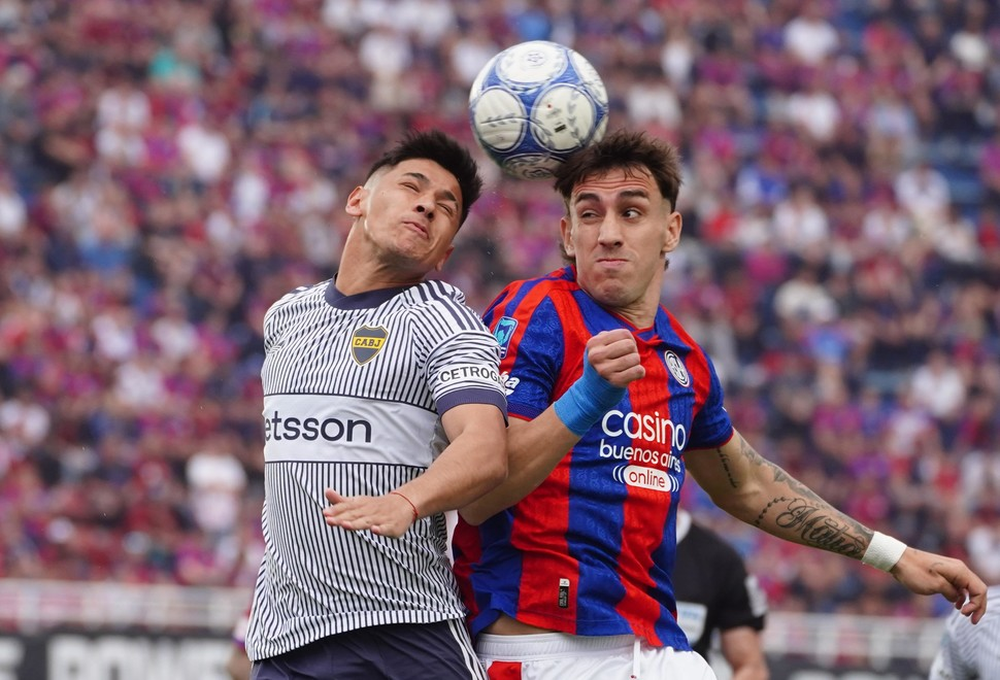 El Ciclón y el Xeneize se enfrentan en el Nuevo Gasómetro por la fecha 10 del Torneo Clausura. 