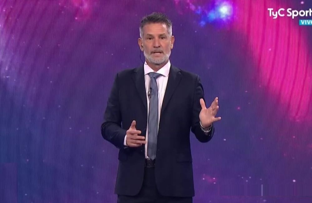 Masivo repudio en redes a Diego Díaz por burlarse en vivo de la voz de Falcioni