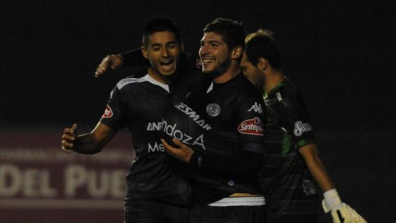 La Lepra le ganó a Sportivo Belgrano y se trepó a la punta