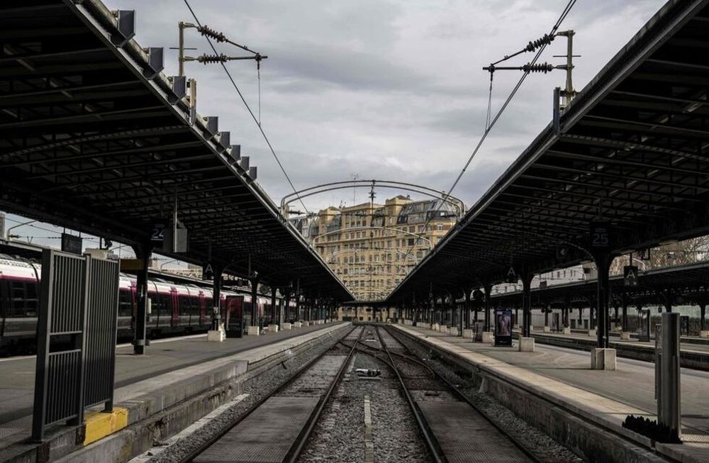 Dio a luz en un tren en París y el bebé tendrá pasajes gratis hasta los 25 años
