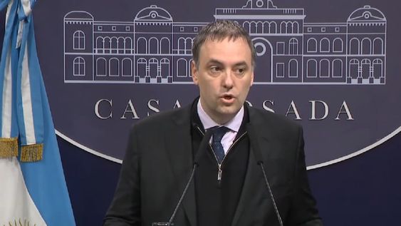 El vocero presidencial Manuel Adorni en conferencia de prensa (Captura de video)