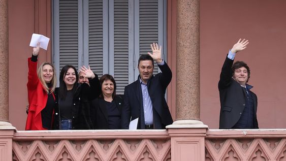 El Presidente Javier Milei junto con los Ministros en la Casa Rosada | Archivo (Presidencia)
