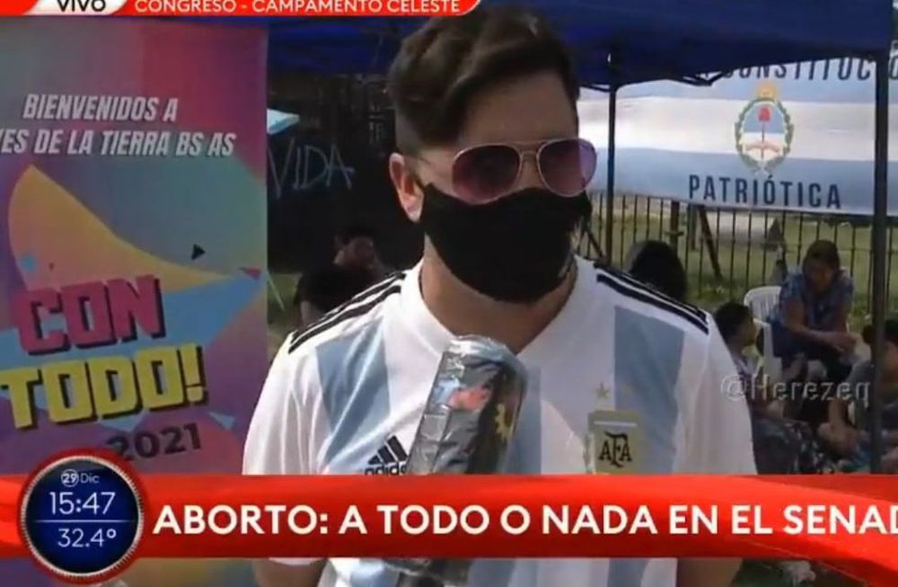 Apareció la petisa y explotaron las redes.