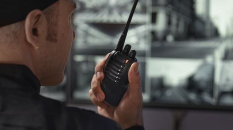 Seguridad Privada: El Gobierno y la DGE firmaron un convenio para que vigiladores puedan terminar sus estudios