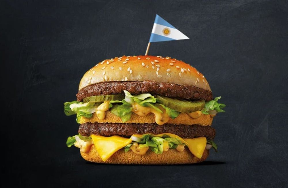 El índice Big Mac se utiliza para medir la devaluación de las monedas.