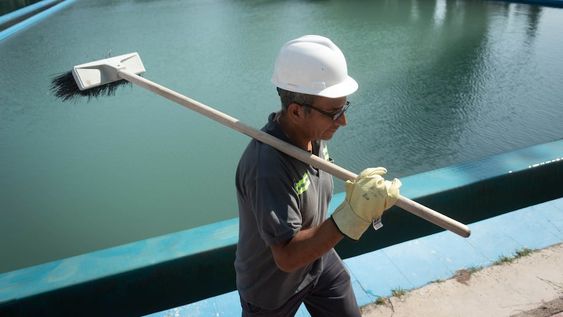 Debemos tener en cuenta que el crecimiento económico se basa en la mejora de los logros educativos y la salud pública, dos cosas imposibles sin el acceso al agua y el saneamiento / Ignacio Blanco