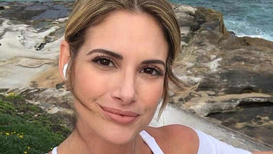 Alessandra Rampolla celebra “la belleza única” de las partes íntimas femeninas con un video genial