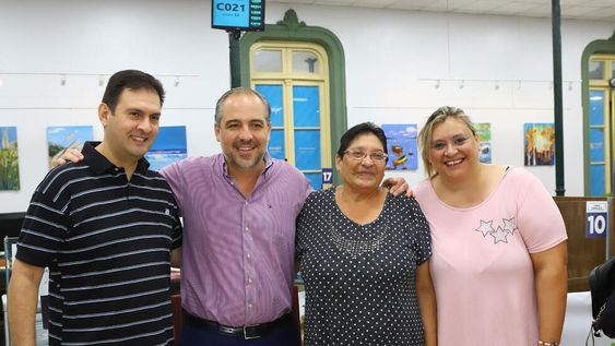 Maipú entregó más de 35 millones de pesos a cientos de emprendedores