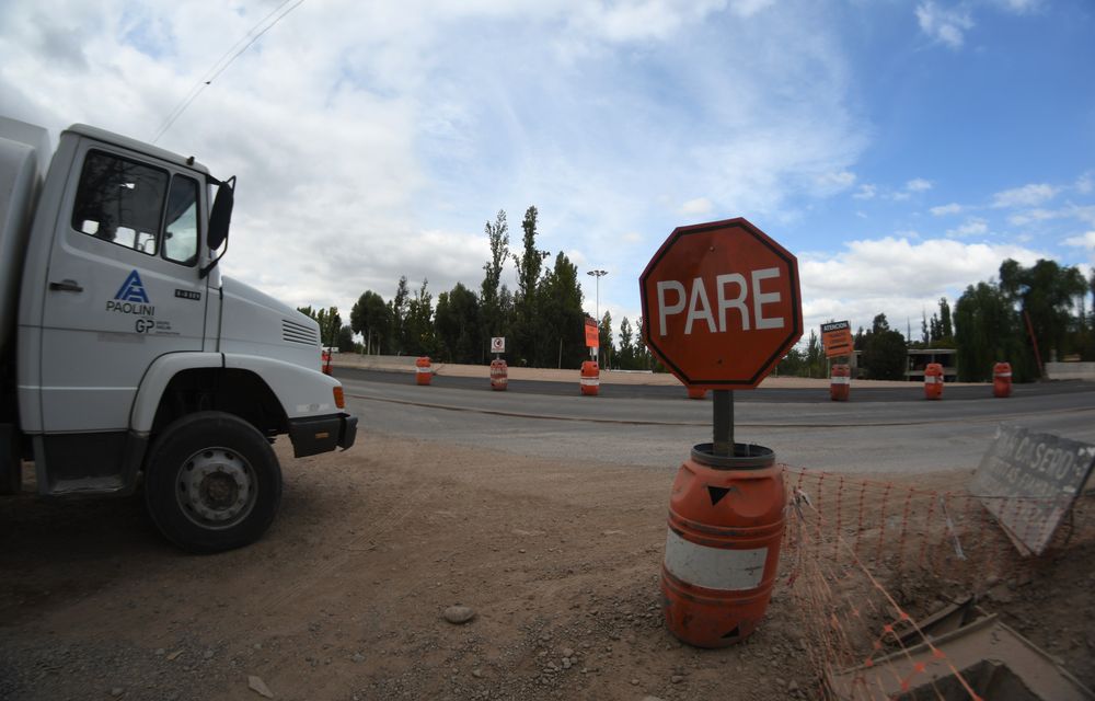 Alfredo Cornejo presiona a Nación para la reactivación de las obra de la Ruta 40 entre Lavalle y Ciudad