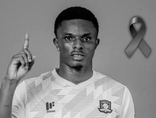 Quién era Dominic Frimpong, el jugador asesinado de un disparo en la cabeza tras una emboscada. Quién era Dominic Frimpong, el jugador asesinado de un disparo en la cabeza tras una emboscada.