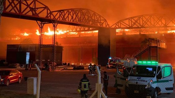 Incendio en el autódromo de Termas de Río Hondo.