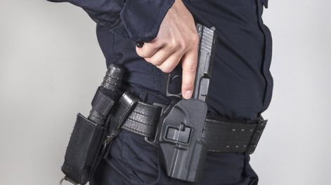 El uso de armas de fuego: la correcta denominación es mano justa - Por P. Priore