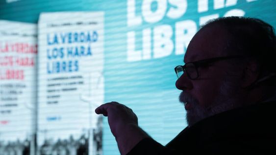 Pbro. Carlos Galli, de la comisión editora.