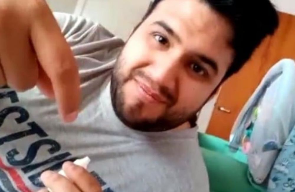 Franco Pérez, el hombre que hacía repartos de comida en moto, falleció este martes tras estar varios días internado, luego de ser atropellado.