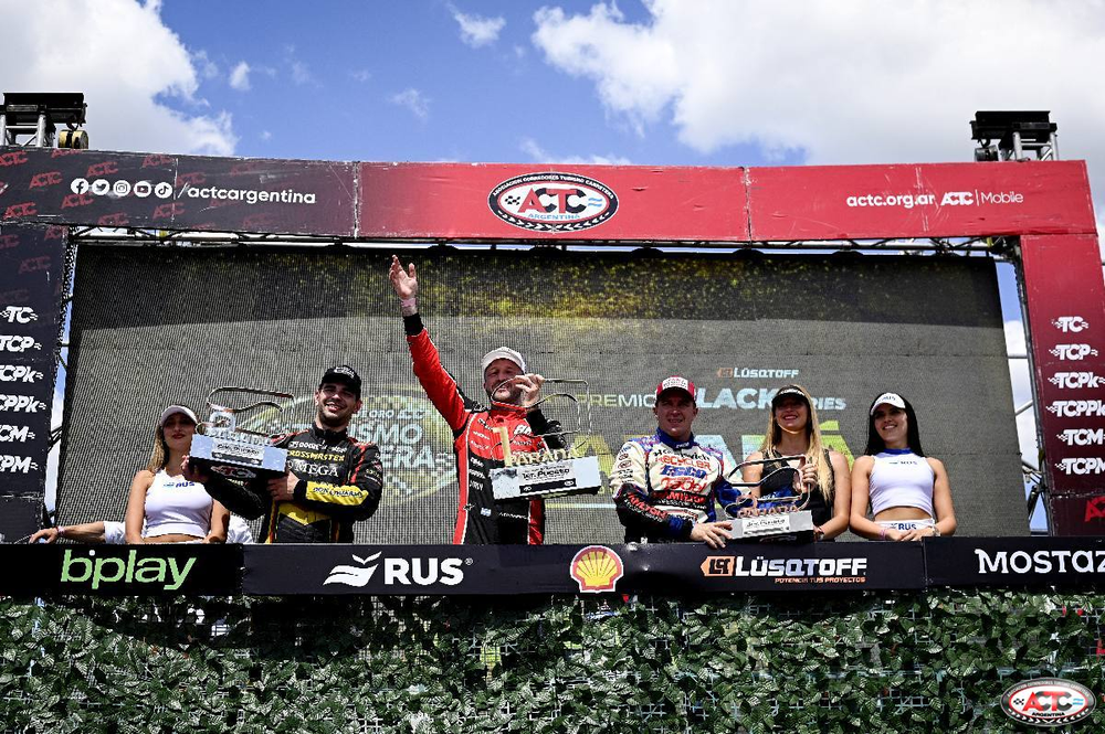 Agust&iacute;n Canapino, el l&iacute;der del campeonato, sum&oacute; su cuarto triunfo consecutivo y se encamina al t&iacute;tulo.
