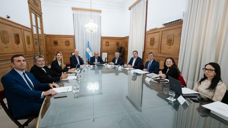 Reunión del Consejo de Mayo en Casa Rosada: funcionarios, legisladores, gobernadores y sindicalistas. 
