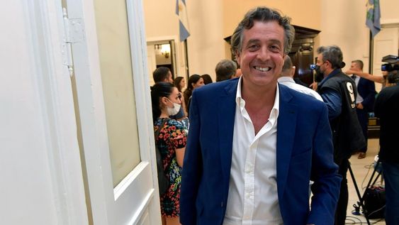 El Ministro de Gobierno, Trabajo y Justicia, Víctor Ibáñez, estuvo en Legislatira. Se mostró satisfecho con la media sanción.  Foto: Orlando Pelichotti/ Los Andes