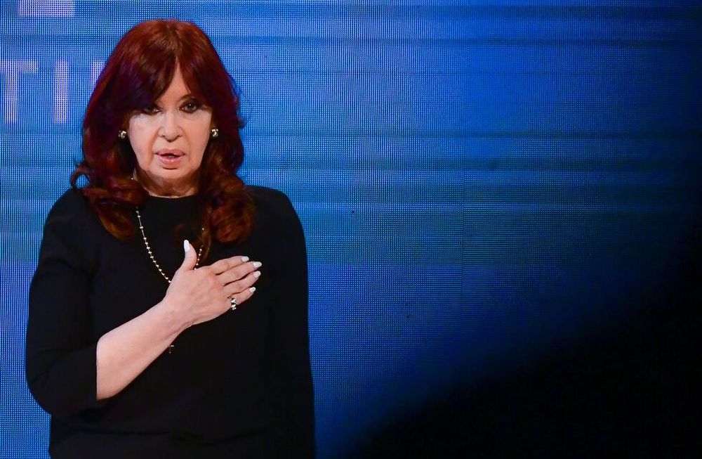 Cristina Kirchner comparó la Guerra de Malvinas con la invasión de Rusia a Ucrania y el medio británico Financial Times la criticó duramente.