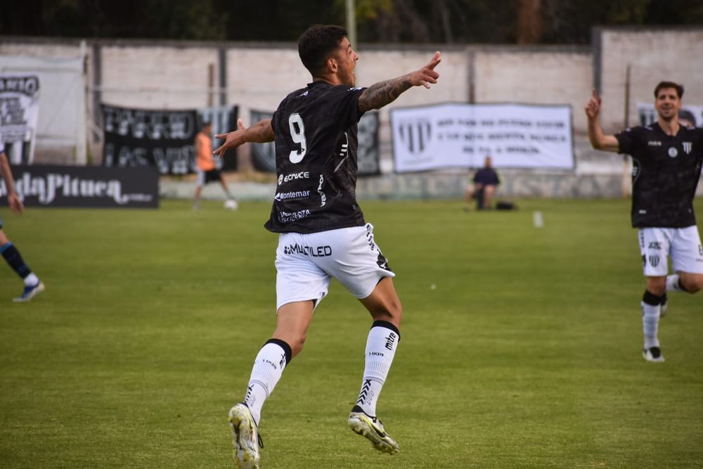 Ferreyra y otro gol importante para Gimnasia y Esgrima