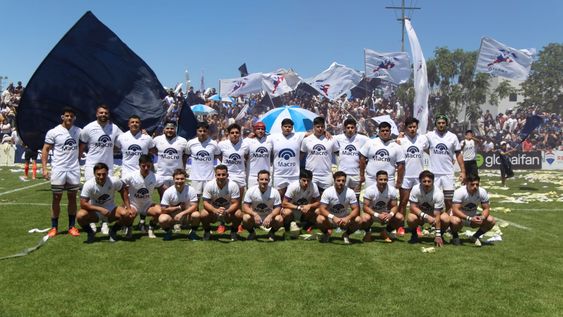 Rugby. El team Blanco de El Bermejo.