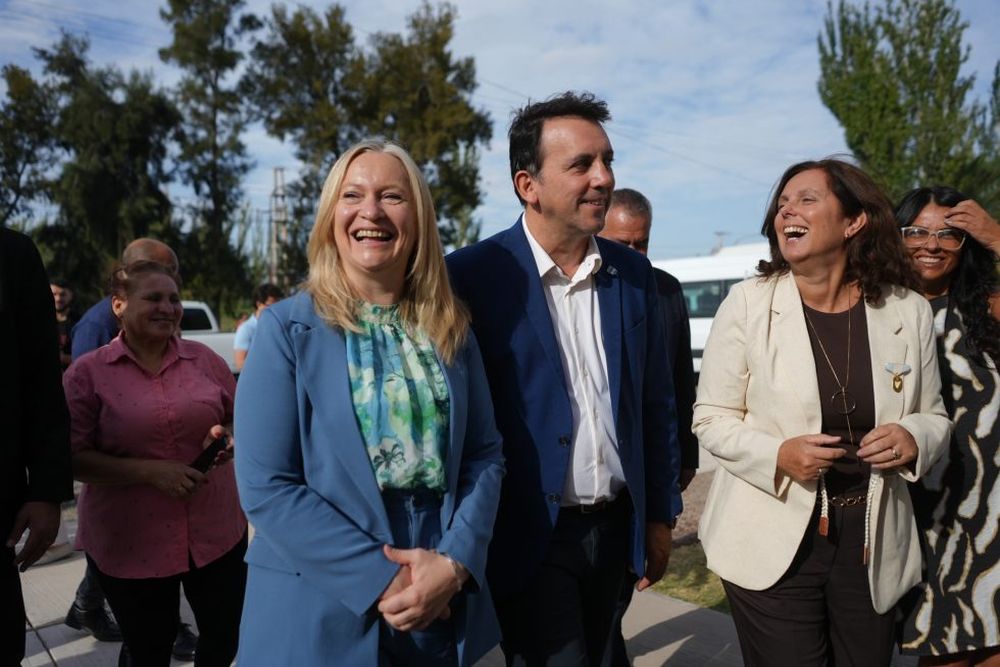 Comienzo de clases: Cornejo destacó el contexto educativo en Mendoza en un país que hace una década no crece
