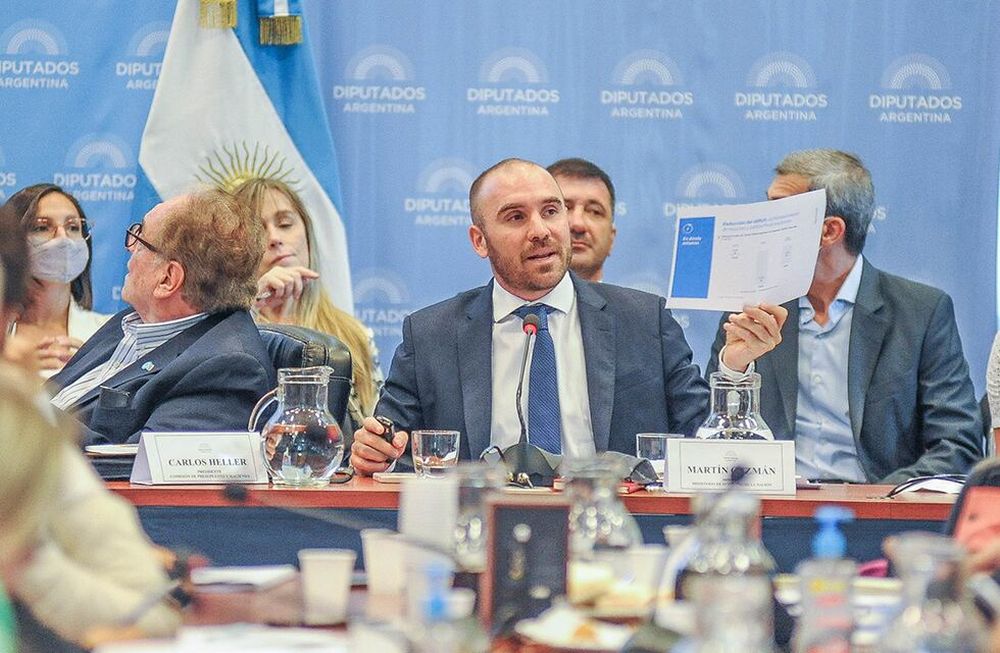 Carlos Heller y Martin Guzman durante la presentacion del presupuesto 2022 en Diputados Foto Federico Lopez Claro