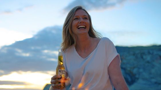 Cerveza Corona lanza “Free Range Humans”: personas en busca de una vida en contacto con la naturaleza