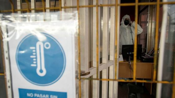 Mendoza 23 de junio de 2020 Sociedad Caso 98En la Bodega Uvita ubicada en carril Rodriguez Pena donde trabaja el caso 98 se realizaron testeaos a todos  los empleados Foto: Ignacio Blanco / Los Andes