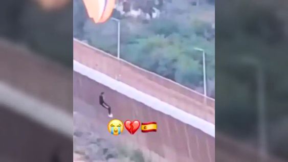 Quiso cruzar a España con un parapente, pero no funcionó el plan.