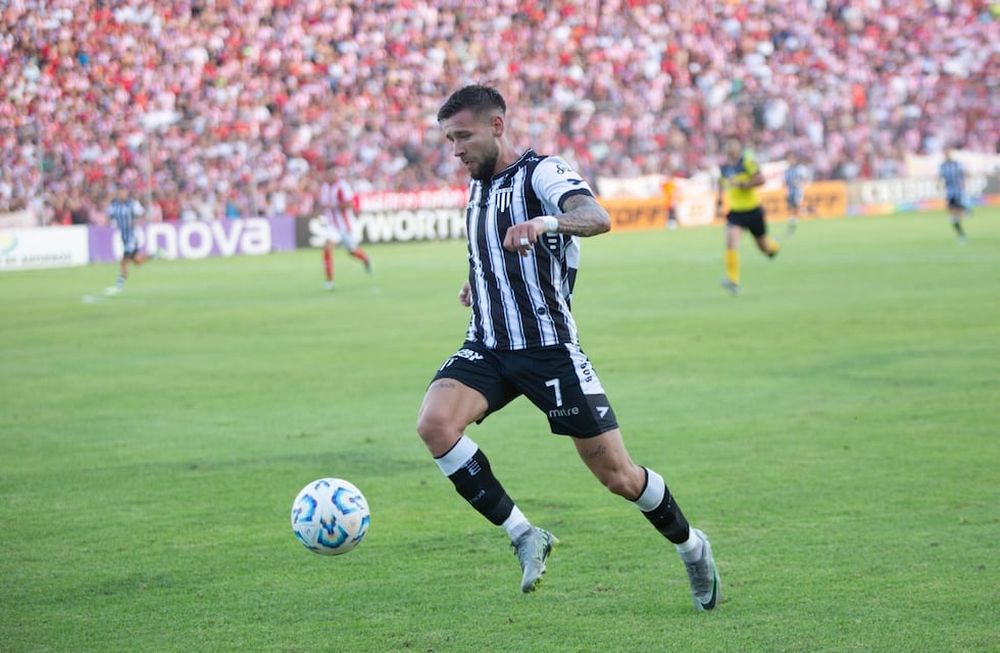 Gastón Espósito volvió a recuperar el protagonismo en el Lobo y ha sido pieza fundamental en el esquema de Ezequiel Medrán.