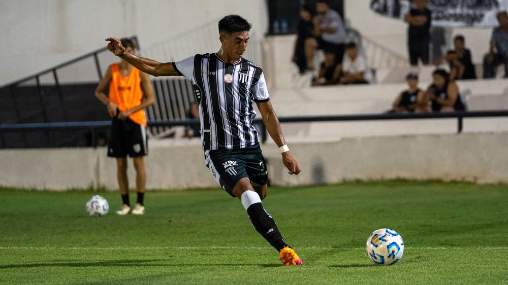 Por la primera fecha de la zona B de la Primera Nacional, Gimnasia y Esgrima recibi&oacute; a Estudiantes de R&iacute;o Cuarto. / Gentileza: Prensa GyE.&nbsp;