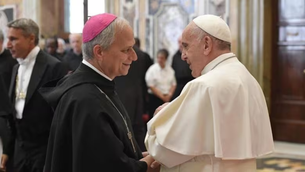 Robert Francis Prevost y papa Francisco en El Vaticano. Robert Francis Prevost y papa Francisco en El Vaticano.