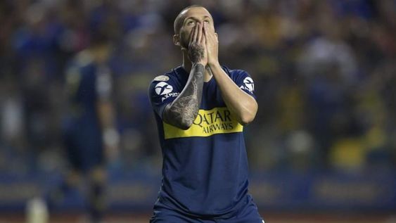 Darío Benedetto se bajó del partido con Atlético Paranaense