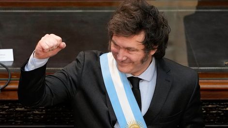 Los Andes | El presidente Javier Milei se dirige a los legisladores en la sesión de apertura legislativa en Buenos Aires, Argentina, el viernes 1 de marzo de 2024. El mandatario rechazó el viernes 15 de marzo que el Senado desechara parcialmente su megareforma para d