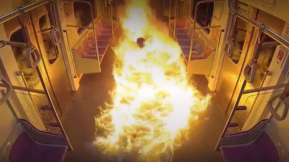Un hombre despechado incendió un vagón del metro en Seúl tras divorciarse y dejó 129 heridos