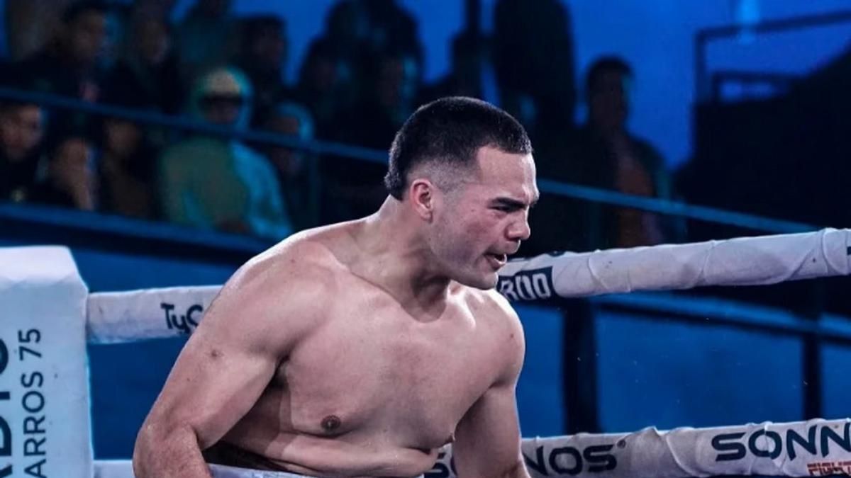 Karim Crucce hace historia en el box nacional y supera a 