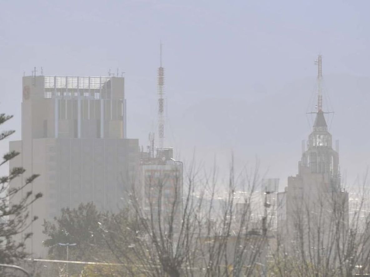 Se espera la llegada del Viento Zonda por la tarde del sábado y temperaturas que anticipan la llegada de la primavera en Mendoza. 