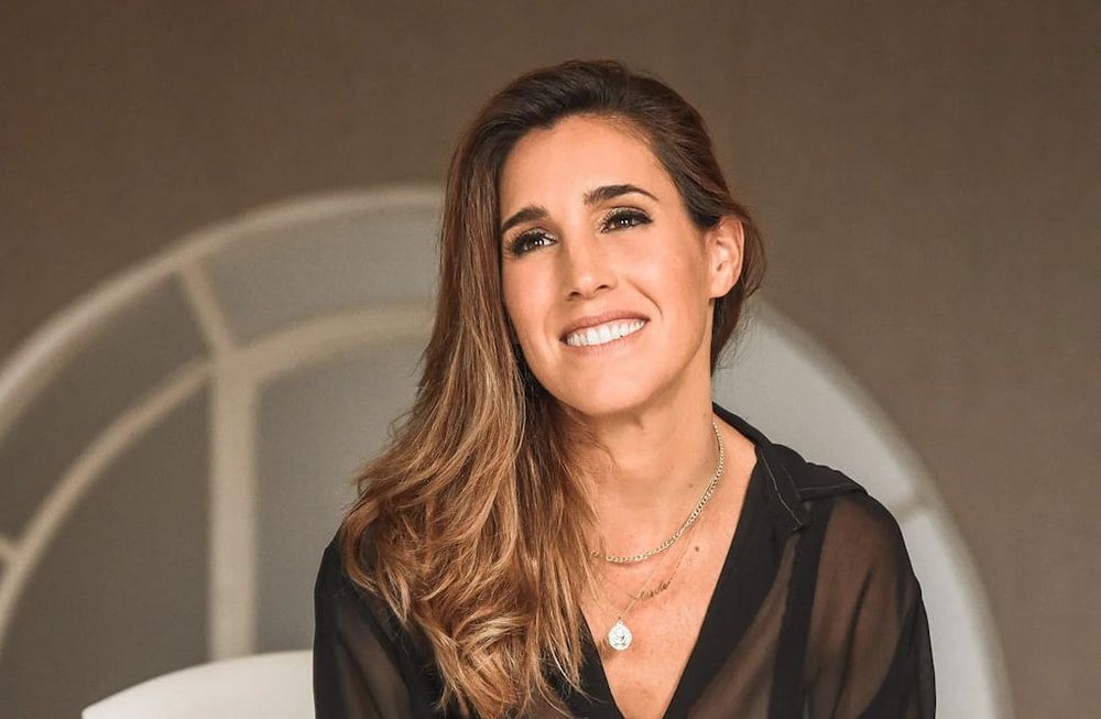 Soledad Pastorutti deslumbra con los looks de sus producciones de fotos.