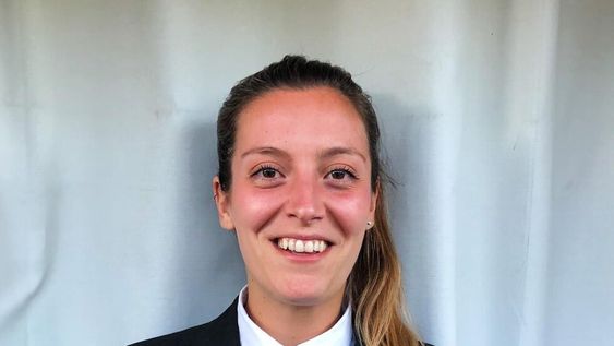 Agostina Ruggeri trabaja en el área de servicio de un restaurante en Mallorca que tiene una estrella Michelin y antes estuvo en otro, que alcanzó la primera mientras ella era parte del equipo. Foto: Gentileza