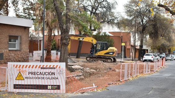 La Ciudad comenzó obras de infraestructura en el cruce de Olascoaga y Rufino Ortega