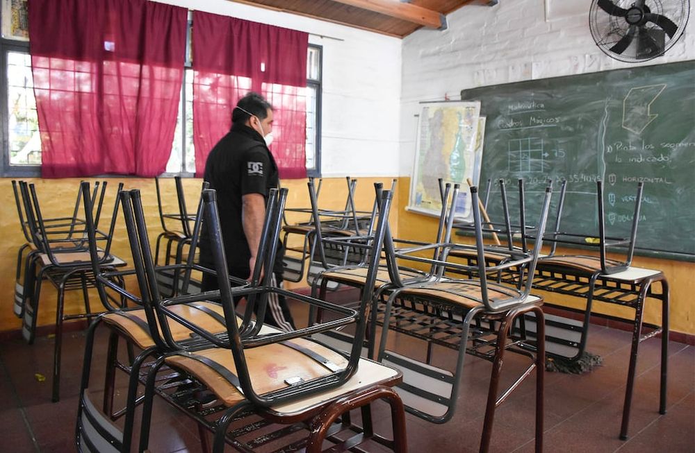 Los padres nos preguntamos sobre las condiciones sanitarias de las instituciones, si tendrán un presupuesto mayor para comprar los elementos necesarios. /Mariana Villa