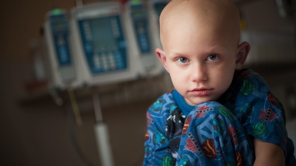 El increíble método médico que salvo a un niño del cáncer y de la amputación de su pierna.